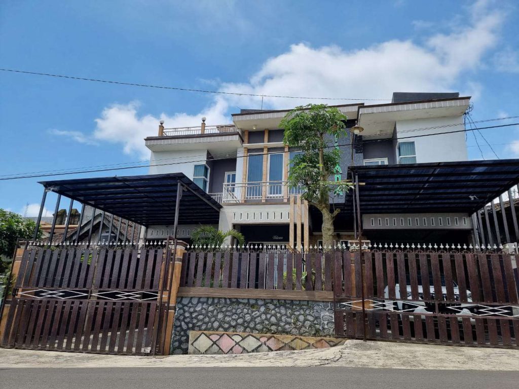 Villa istana private Pool batu